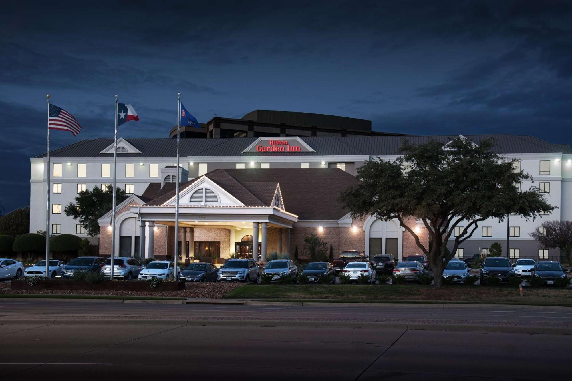 Hilton Garden Inn Las Colinas Irving Ngoại thất bức ảnh